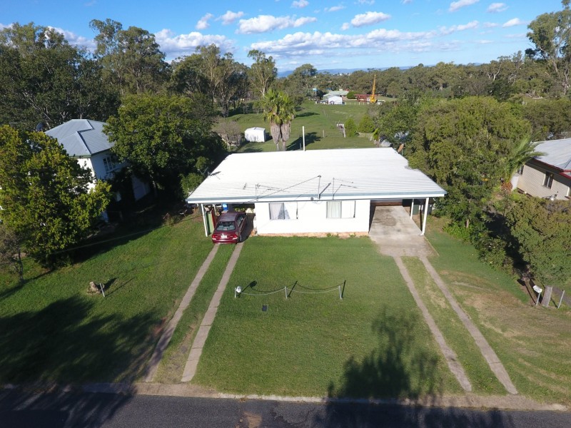 12 Sturt Street, Warwick QLD 4370