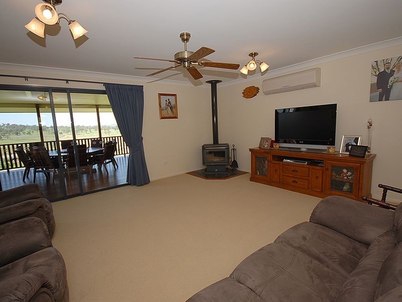 5 Charlie Doy Place, Warwick QLD 4370