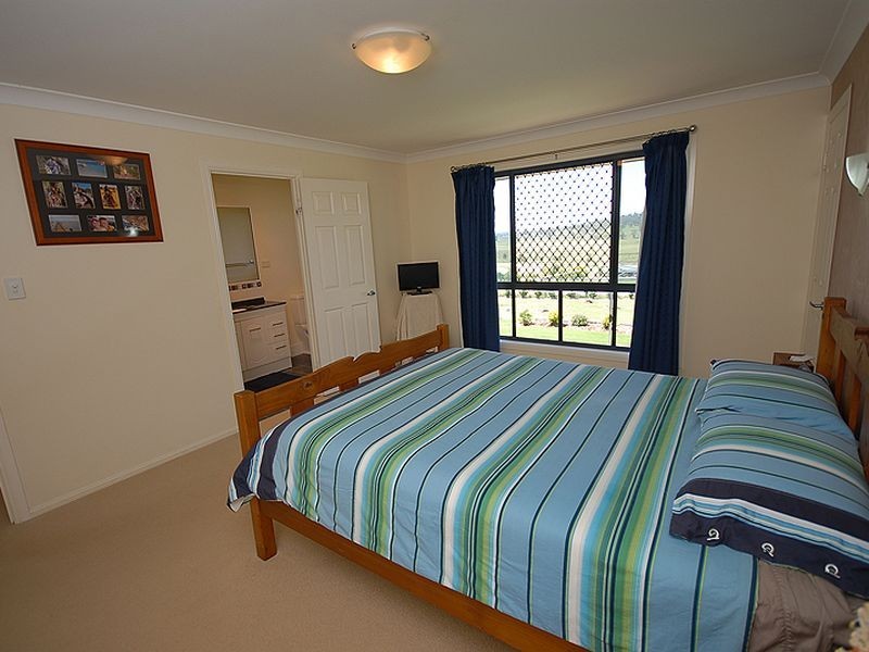 5 Charlie Doy Place, Warwick QLD 4370