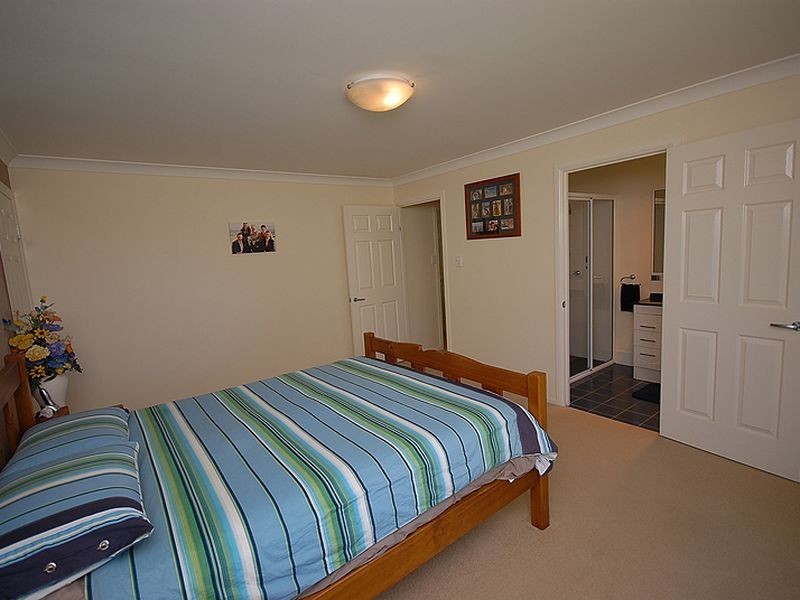 5 Charlie Doy Place, Warwick QLD 4370