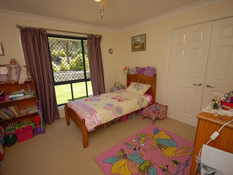 5 Charlie Doy Place, Warwick QLD 4370