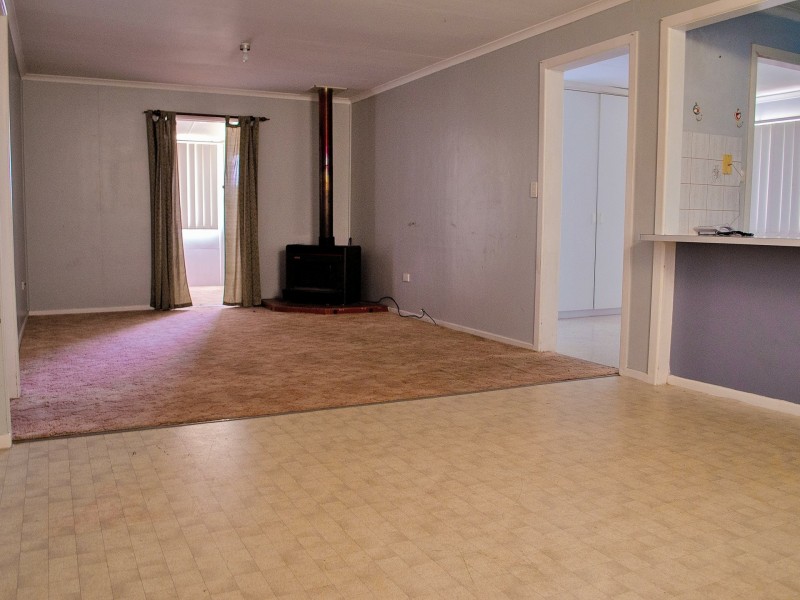 11 Wallace Street, Warwick QLD 4370