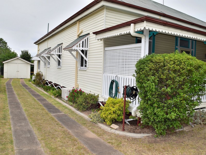 110 Percy Street, Warwick QLD 4370