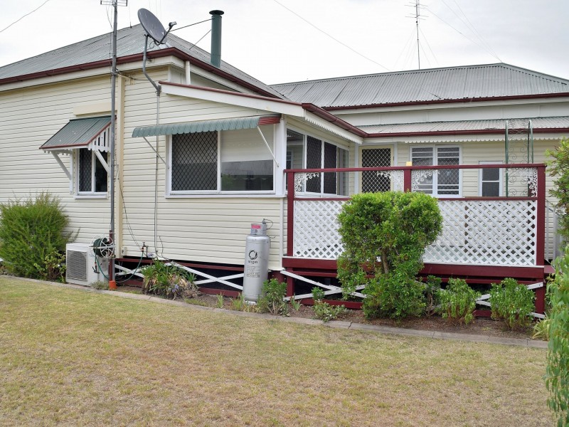 110 Percy Street, Warwick QLD 4370