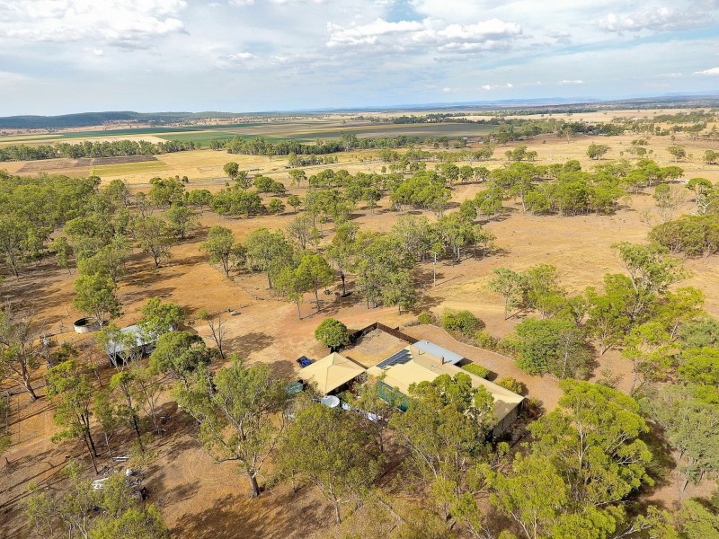 15290 Cunningham Highway, Wheatvale QLD 4370