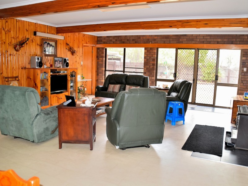 15290 Cunningham Highway, Wheatvale QLD 4370