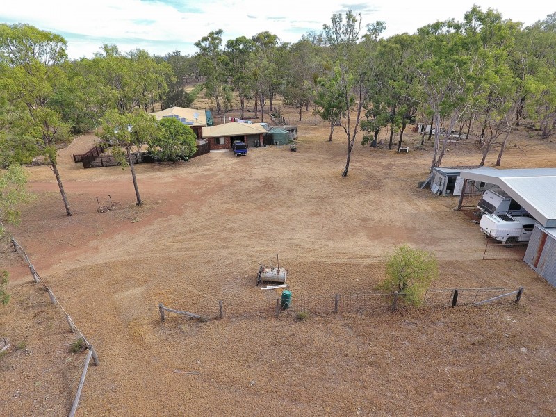 15290 Cunningham Highway, Wheatvale QLD 4370