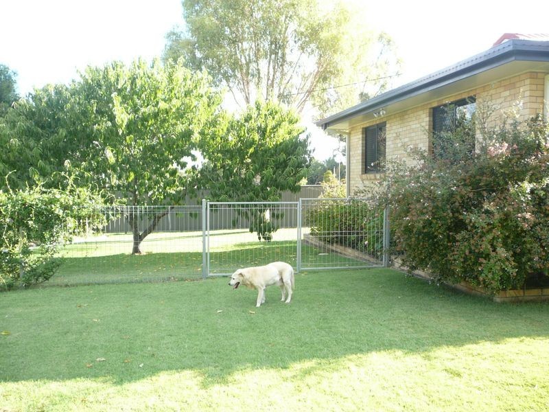 13 Elwood Avenue, Warwick QLD 4370