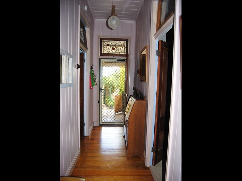 70 Pratten St, Warwick QLD 4370