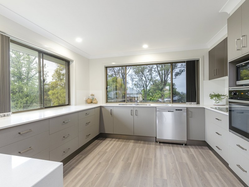 5 ANN ST, Warwick QLD 4370