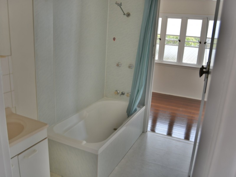 152 Wood Street, Warwick QLD 4370