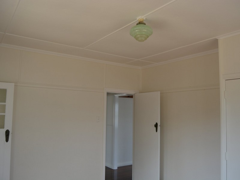 152 Wood Street, Warwick QLD 4370