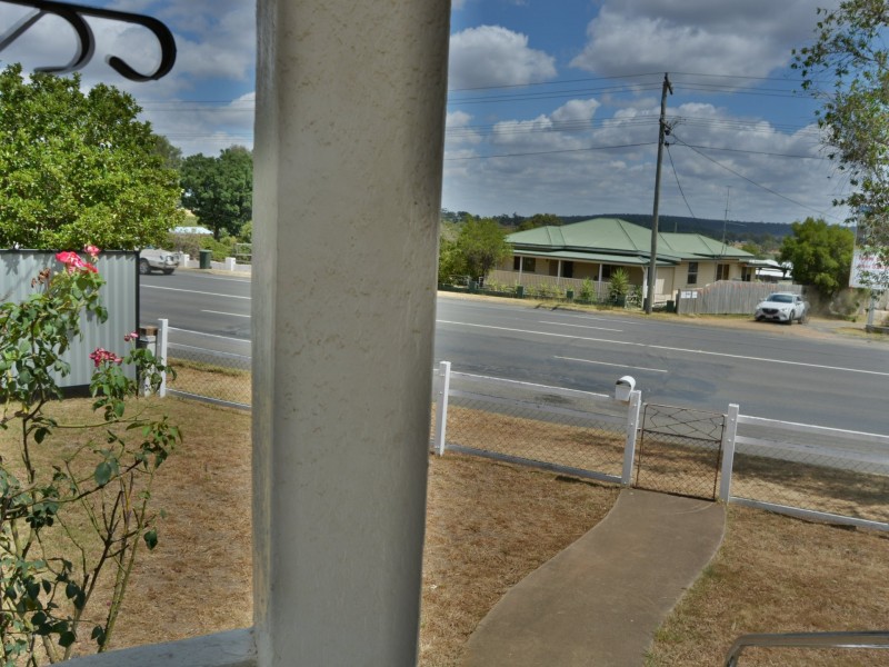 152 Wood Street, Warwick QLD 4370