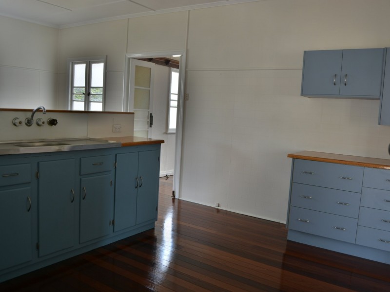 152 Wood Street, Warwick QLD 4370