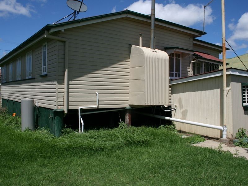 7 Pratten Street, Warwick QLD 4370