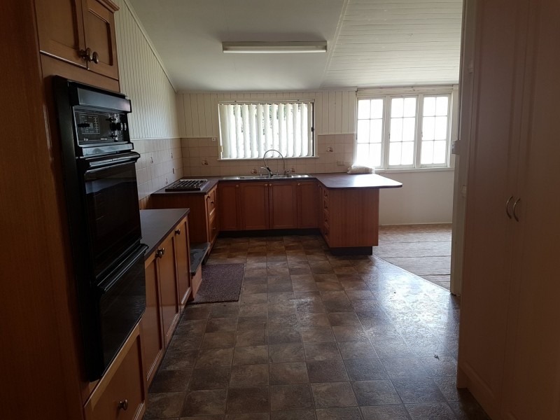 20 King Street, Yangan QLD 4371