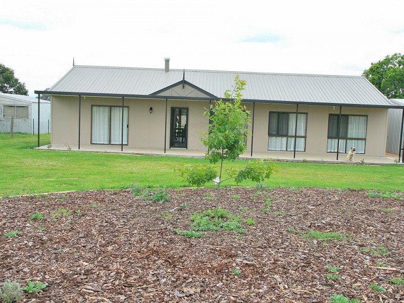 104 Tooth Street, Warwick QLD 4370