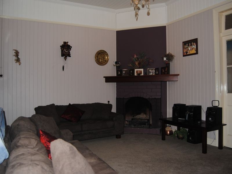 46 Pratten St, Warwick QLD 4370