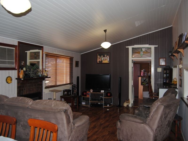 46 Pratten St, Warwick QLD 4370