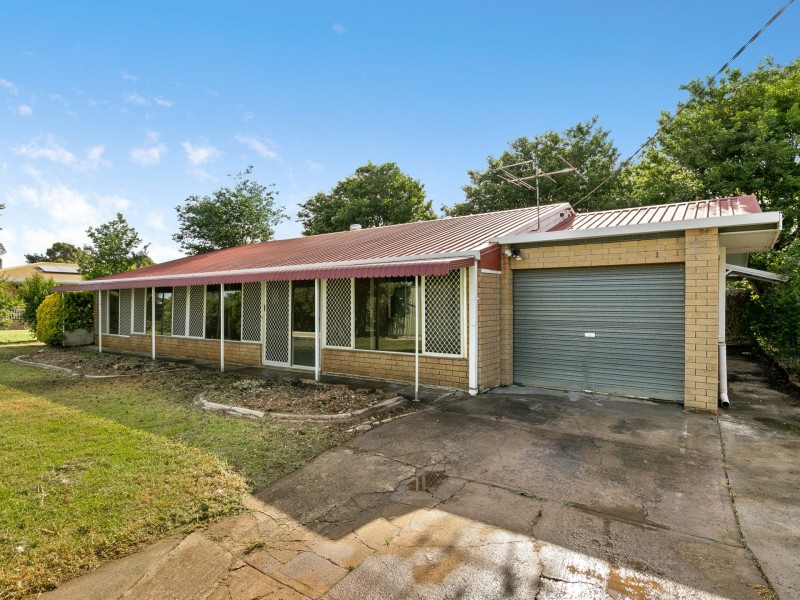16 Norman Street, Allora QLD 4362