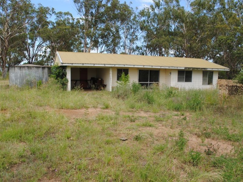 63 Oxenham, Warwick QLD 4370