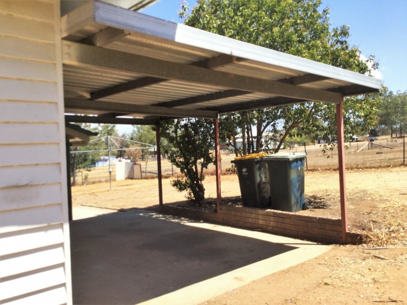 73 Wallace Street, Warwick QLD 4370