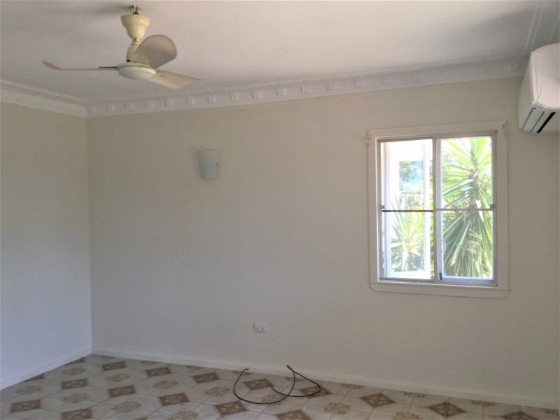 73 Wallace Street, Warwick QLD 4370