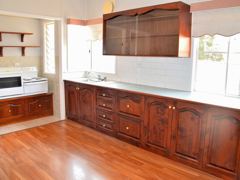 27 Marshall Street, Warwick QLD 4370