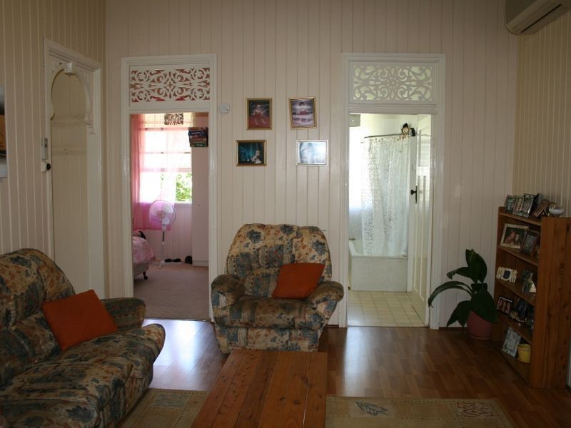 9 George ST, Warwick QLD 4370