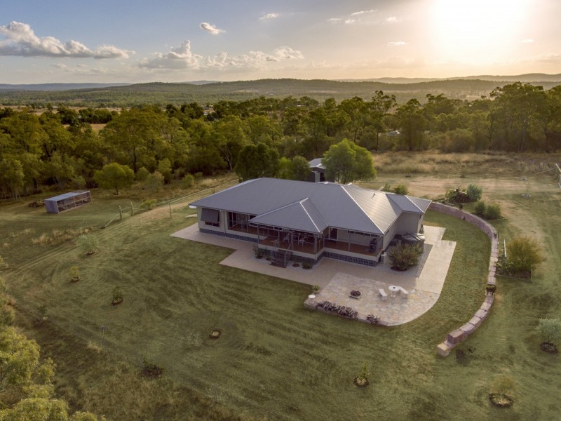 44 Everest Road, Rosenthal Heights QLD 4370