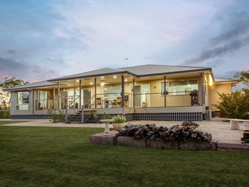 44 Everest Road, Rosenthal Heights QLD 4370