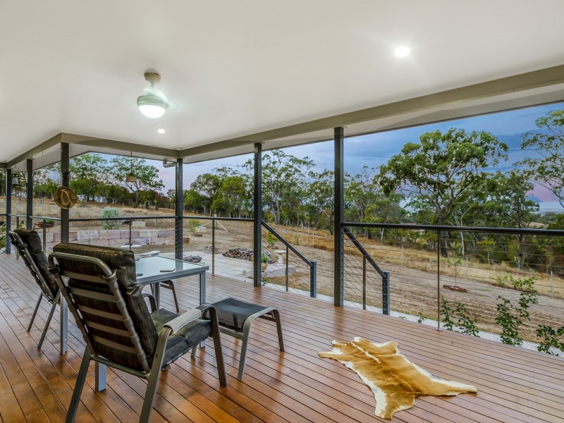 44 Everest Road, Rosenthal Heights QLD 4370