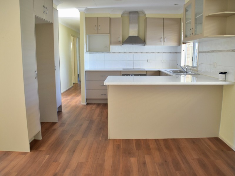 52 Baguley Street, Warwick QLD 4370