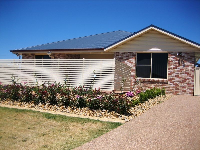 1/7 Coulsell Street,, Warwick QLD 4370