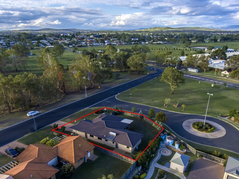 8 Flitcroft Street, Warwick QLD 4370