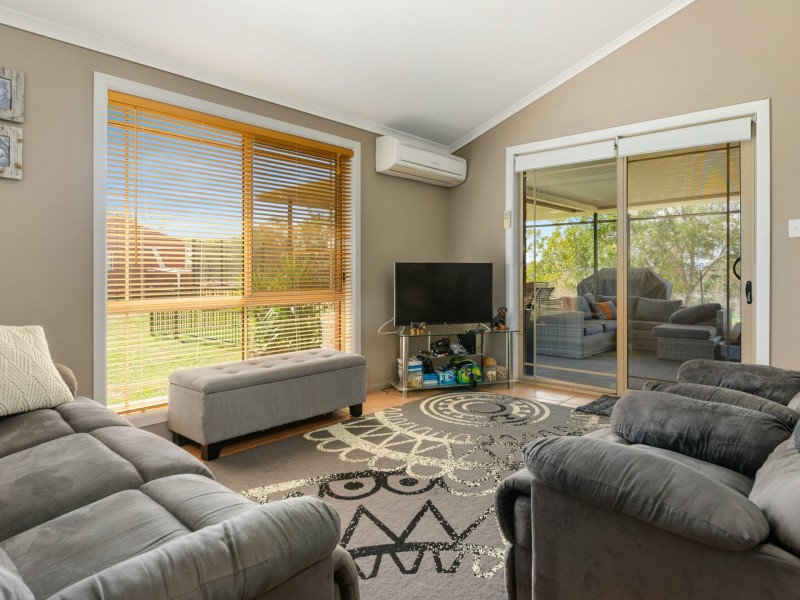 2/217 Pratten St, Warwick QLD 4370