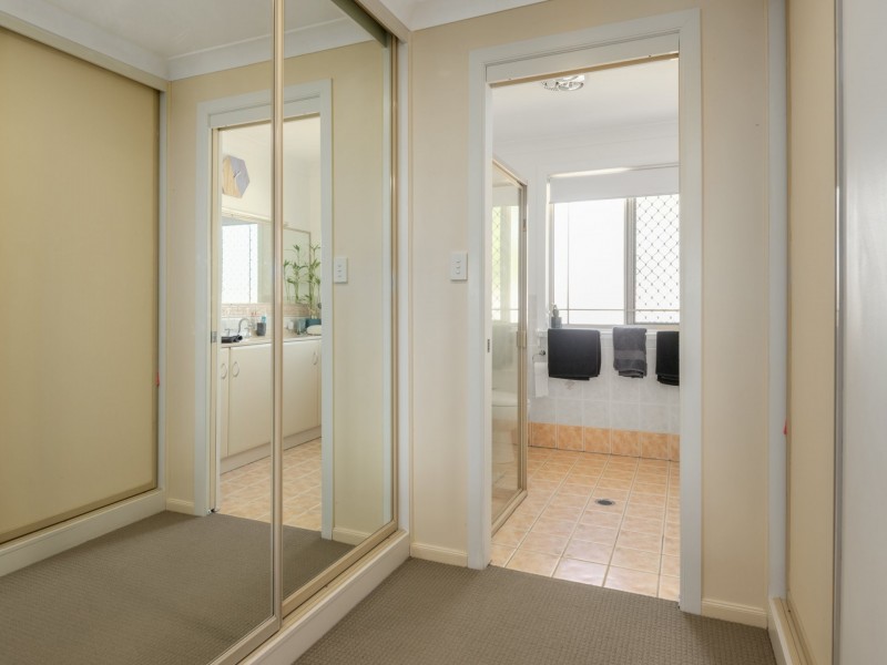 2/217 Pratten St, Warwick QLD 4370