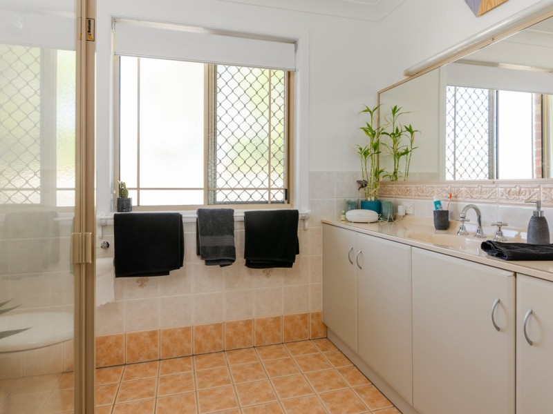 2/217 Pratten St, Warwick QLD 4370
