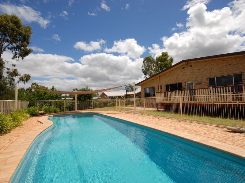 9 Gibson Road, Warwick QLD 4370