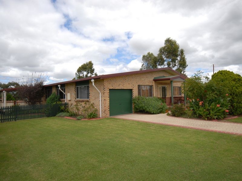 9 Gibson Road, Warwick QLD 4370