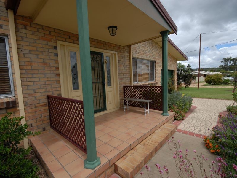 9 Gibson Road, Warwick QLD 4370