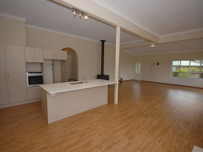 9 Gibson Road, Warwick QLD 4370