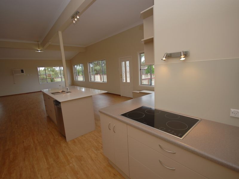 9 Gibson Road, Warwick QLD 4370