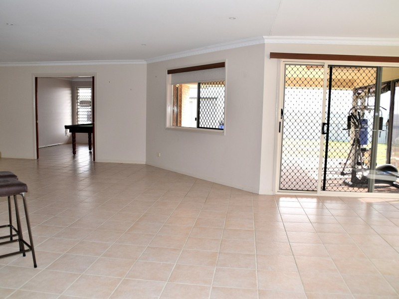 52 Doncaster Drive, Rosenthal Heights QLD 4370