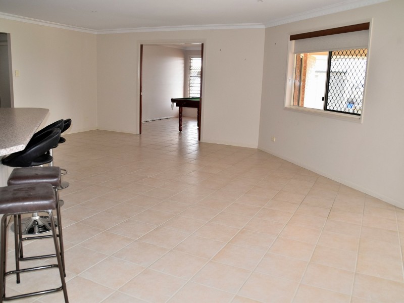 52 Doncaster Drive, Rosenthal Heights QLD 4370