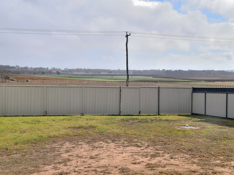 52 Doncaster Drive, Rosenthal Heights QLD 4370