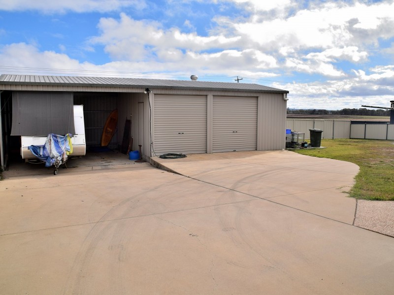 52 Doncaster Drive, Rosenthal Heights QLD 4370