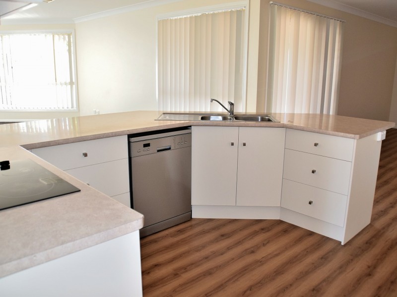 12 Finch Street, Warwick QLD 4370