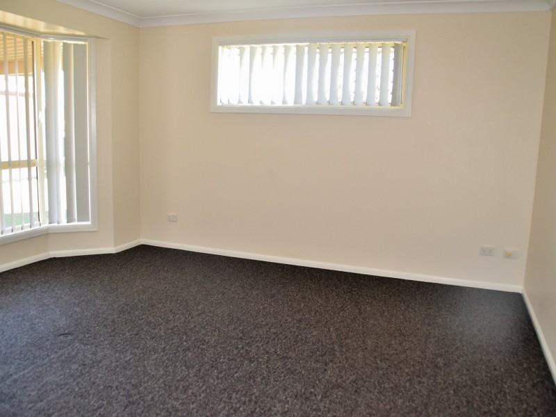 12 Finch Street, Warwick QLD 4370