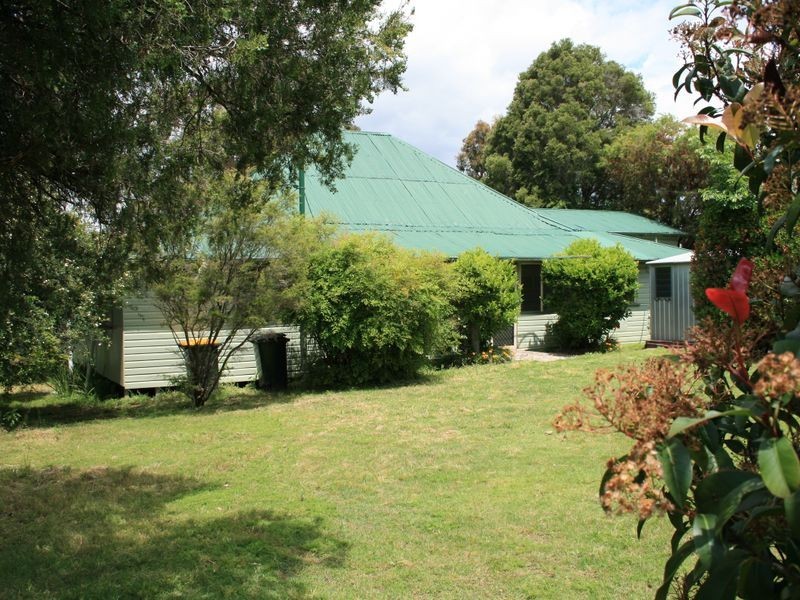 11 Coe Street, Warwick QLD 4370